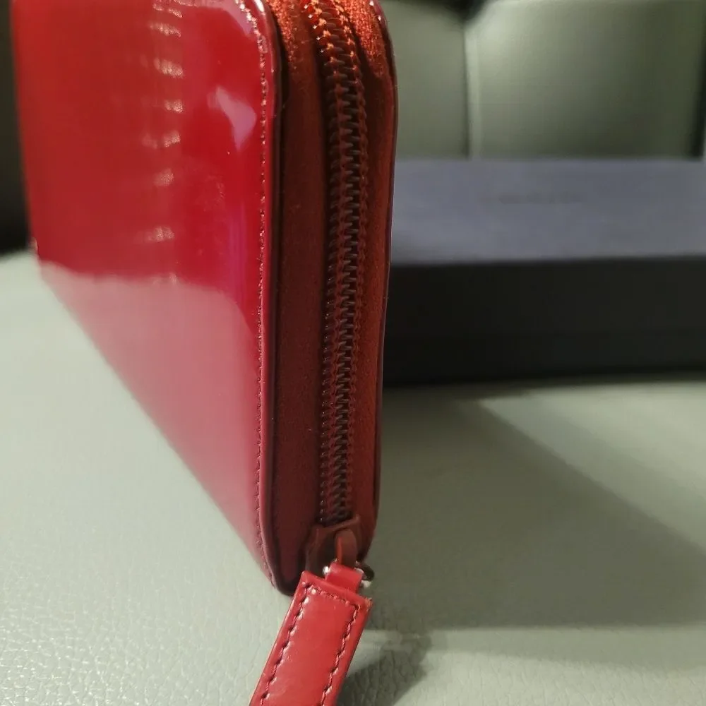 Prada Red Leather Wallet. - Picture 4 of 9